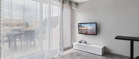 TV