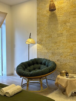 Classic Apartment - AlaHome District 1 Ho Chi Minh City (Tan Dinh)