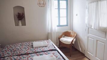 2 bedrooms, WiFi, bed sheets