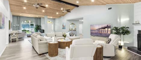 Smart TV, offices
