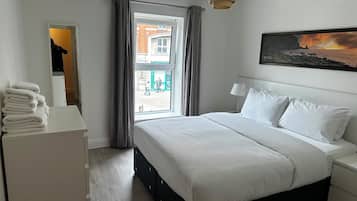 Apartment, 2 Bedrooms, Kitchen