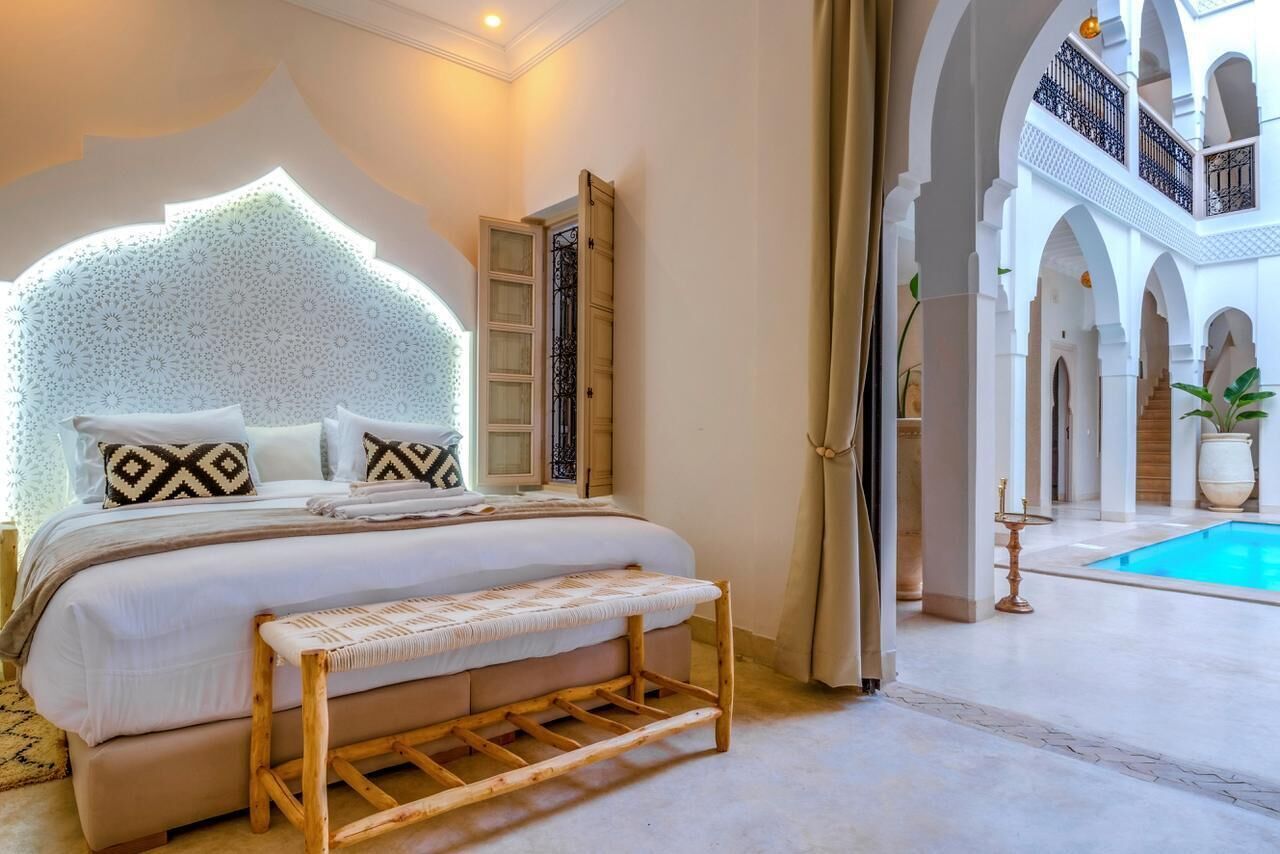 Deluxe House | Iron/ironing board, free WiFi