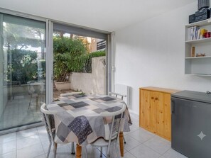 Dining - Apartment with pool - 6 guests (Le Grau d'Agde)