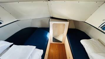 2 bedrooms, bed sheets