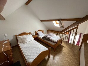 Room - Duplex studio, pets welcome - 4 guests facing slopes (Le Lioran)
