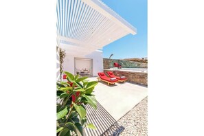 Terrace/patio - o Lofos CHORA Deluxe Suite with Private Pool (Mykonos)