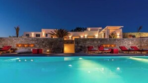 Pool - o Lofos CHORA Deluxe Suite with Private Pool (Mykonos)
