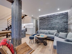 Living area - Renovated ski-in apartment - 6 guests (Val-d'Isère)