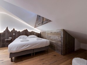 Room - Renovated ski-in apartment - 6 guests (Val-d'Isère)