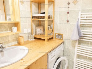 Bathroom - Charming apartment - 6 guests Saint-Jean-de-Sixt (Saint-Jean-de-Sixt)