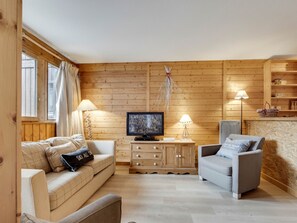 Living area - Apartment with parking - 4 guests, piste view (Val-d'Isère)