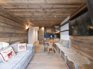 Living area - Spacious apartment near slopes - 4 guests (Val-d'Isère)