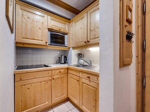 Fridge, dishwasher - Comfortable apartment near slopes - 4 guests (Val-d'Isère)
