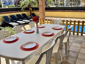 Outdoor dining - House in Salou - for ideal holidays (Salou)
