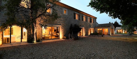 Extérieur