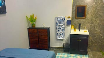 In-room safe, iron/ironing board, free WiFi