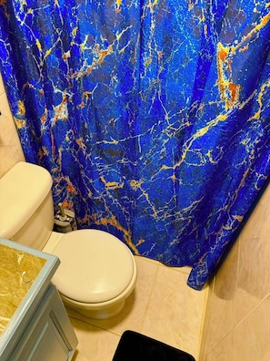 Standard-Apartment | Badezimmer