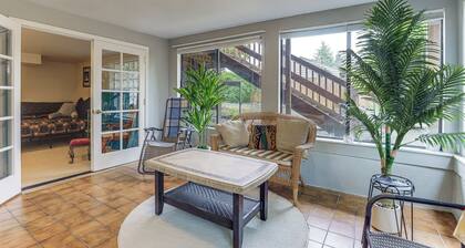 Unique Unit w/ Patio & Grill in Portland Area!