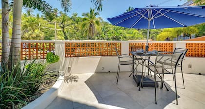 Walk to Beach & Dining! Chic San Pancho Casita