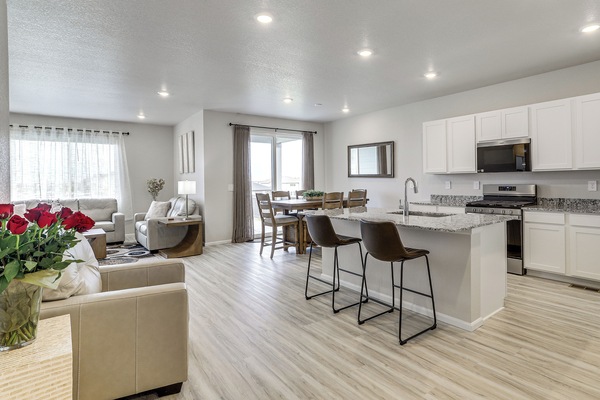 House (3 Bedrooms) | Interior