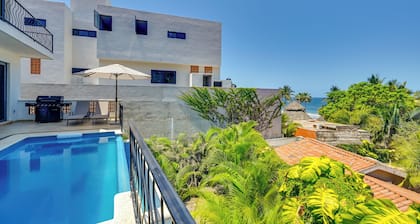 Infinity Pool & Concierge: Private San Pancho Home