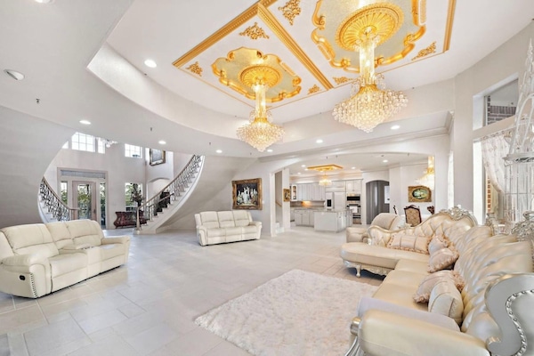 House | 5 bedrooms