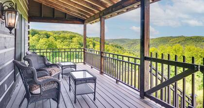 95-acre Countryside Estate! Luxe Vermont Farmhouse