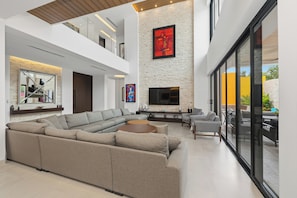 Villa (5 Bedrooms) | Innenbereich