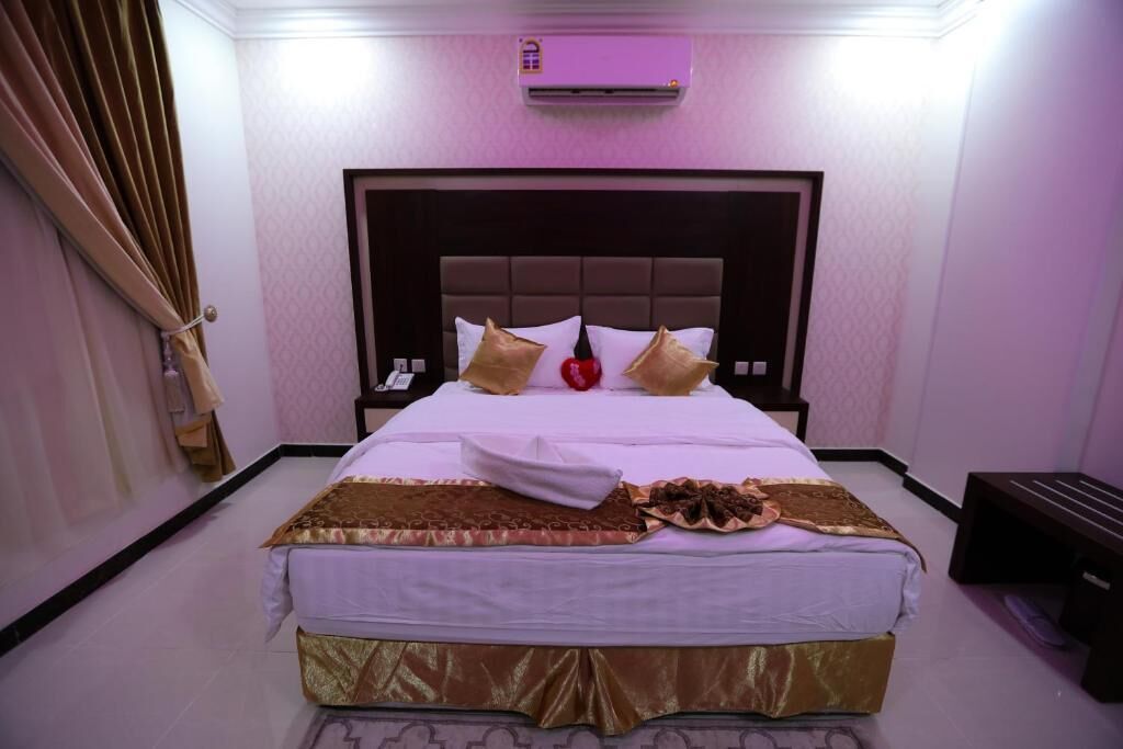 In-room safe, soundproofing, free WiFi, wheelchair access