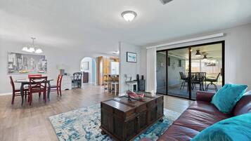 Casa (3 Bedrooms) | Parte interna