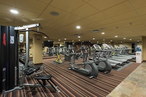 For an optional 4% resort fee, you will have access to the Durango Mountain Club which includes an outdoor heated pool with slide, outdoor hot tub and workout facility.  When booking, just advise if you would like the extra 4% resort fee added. - Brand new home at Purgatory Resort - Hot Tub/Sauna/3 Decks/AC/Amazing Views (Durango)