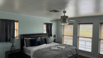 3 dormitorios, tabla de planchar con plancha, wifi y ropa de cama