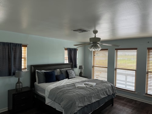 2 or 3 bedroom Boat House with Boat Slips, Open Water Access, Smarboard Sliding