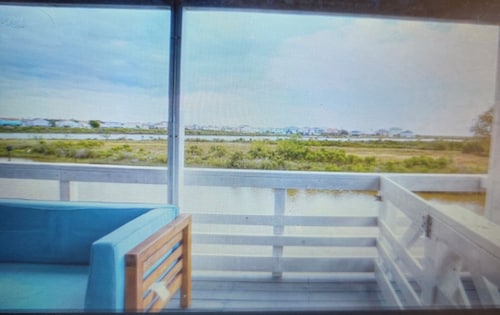2 or 3 bedroom Boat House with Boat Slips, Open Water Access, Smarboard Sliding