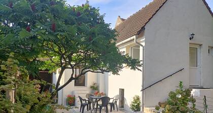 Long , maison 5 pers Entre Baie de Somme et Amiens, près du chemin du halage