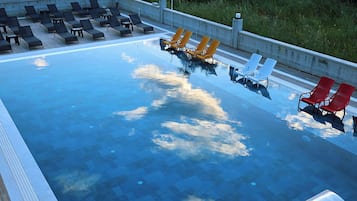 Outdoor pool, sun loungers