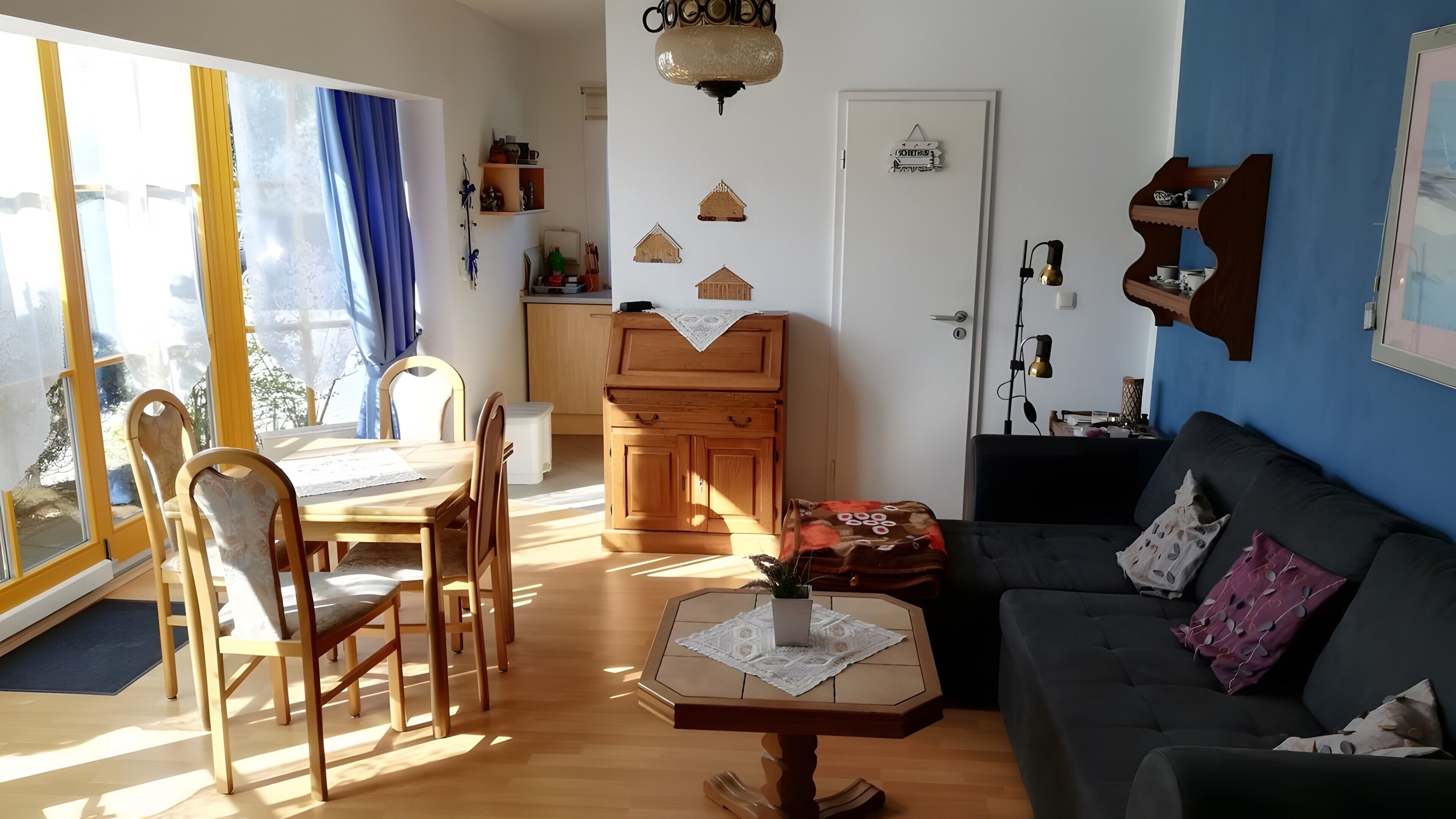 Fernseher, Stereoanlage