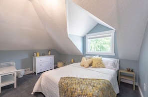 5 Schlafzimmer, Schreibtisch, Bügeleisen/Bügelbrett, kostenloses WLAN