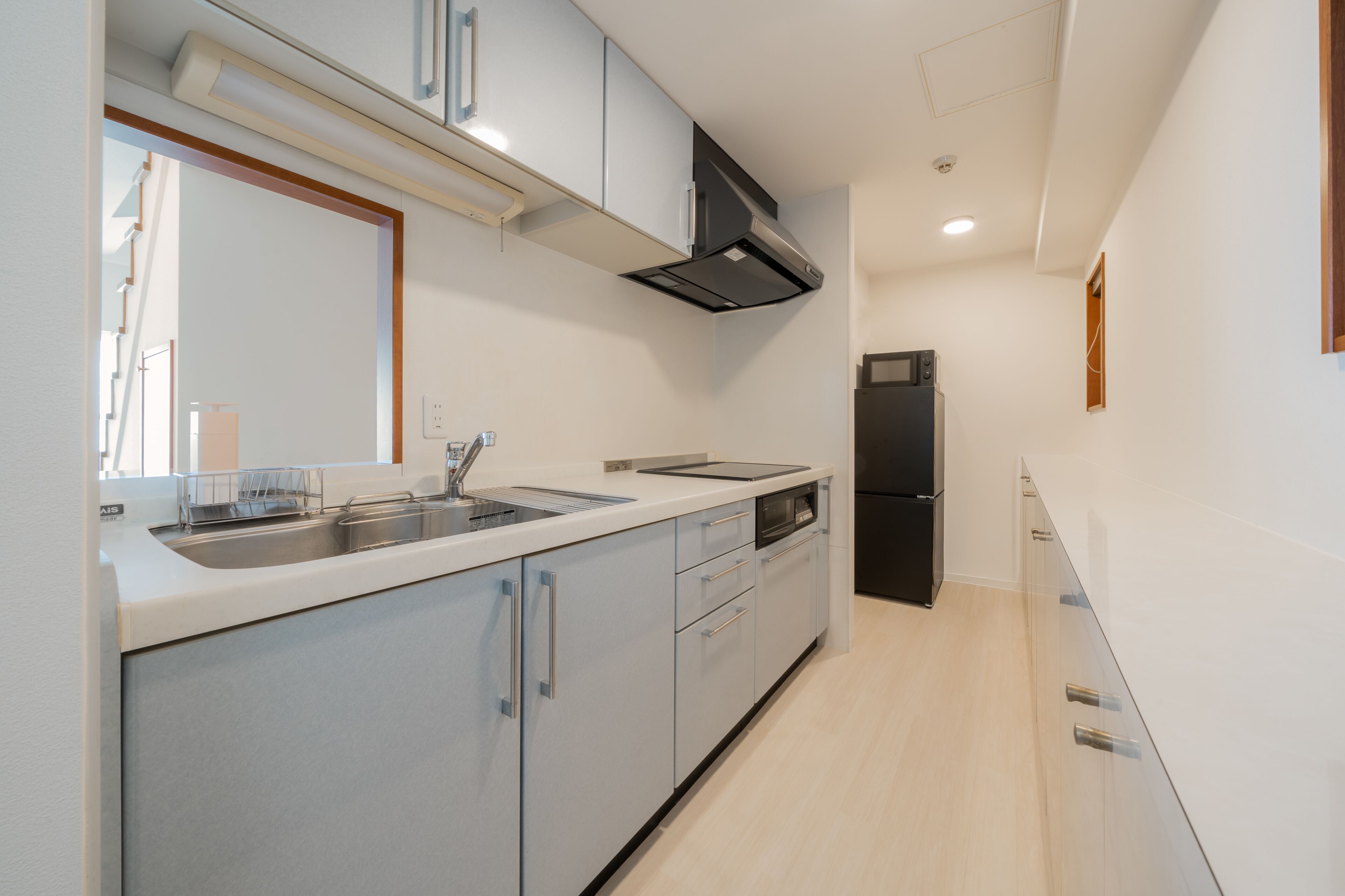 高级套房 | 私人厨房 | 大冰箱、微波炉、炉灶、厨具/餐具