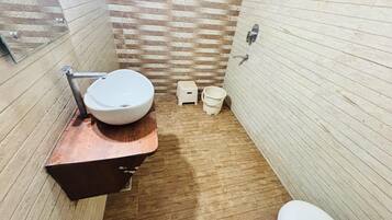 House | Bilik Mandi