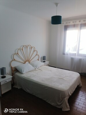 Iron/ironing board