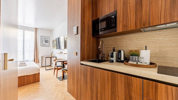 Unclassified image, 1 of 9, button - 151. Luxury suite-Etienne Marcel-Châtelet-Paris 3 (Paris)