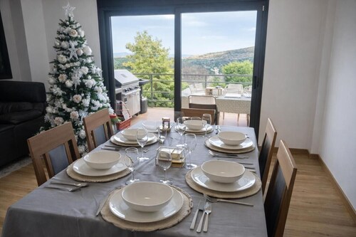 Villa 'Ana Esperanza - El Espinar' with Lake Views, Wi-Fi, and Air Conditioning