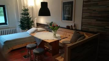 Familienzimmer, Bergblick | Verdunkelungsvorhänge, Bügeleisen/Bügelbrett, kostenloses WLAN