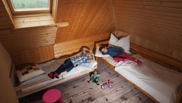 Basic-værelse til 3 personer - bjergudsigt | Mørklægningsgardiner, strygejern/strygebræt, gratis Wi-Fi