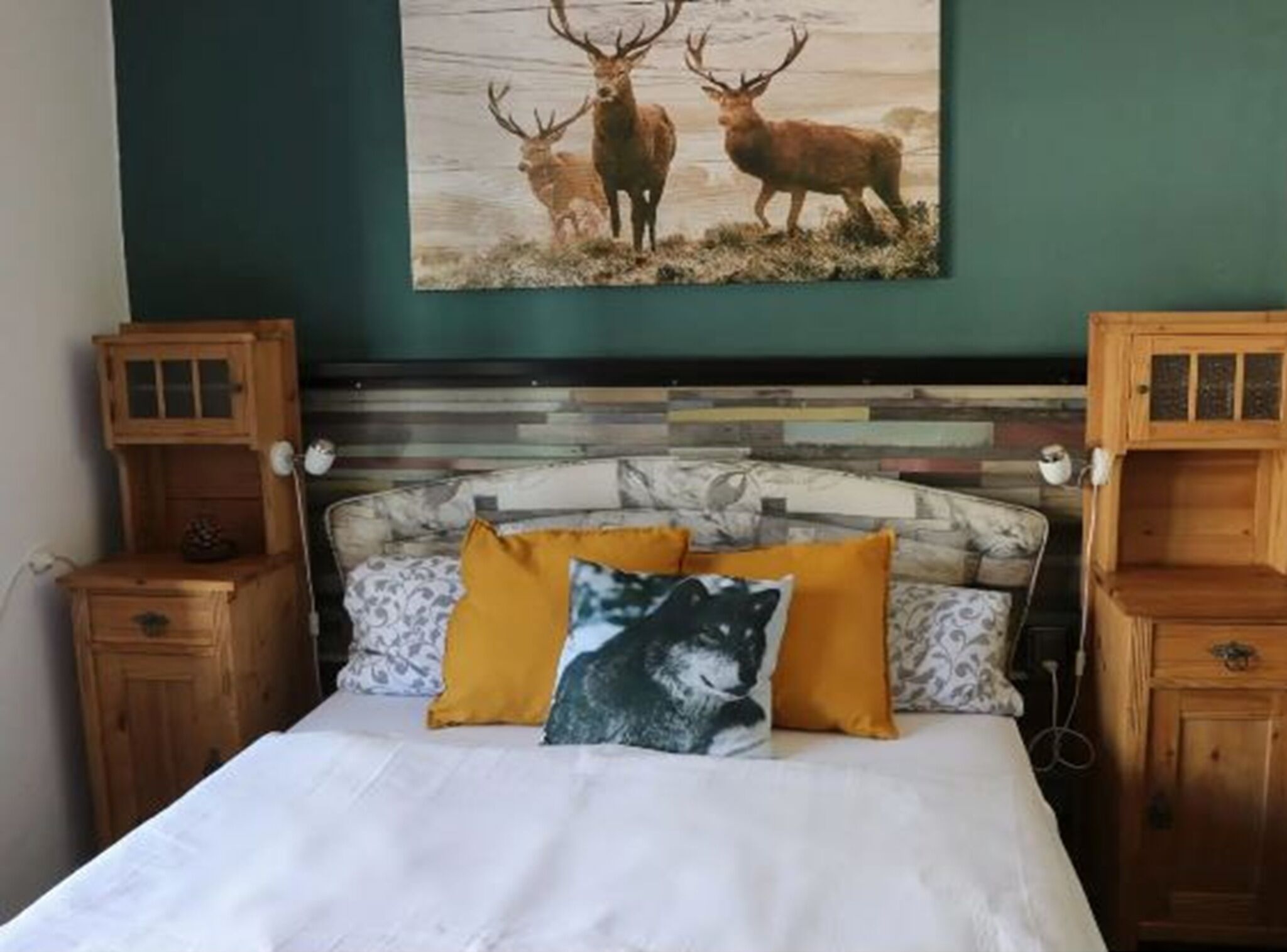 Twin Room, Mountain View | Blackout drapes, iron/ironing board, free WiFi