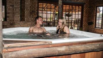 Bathtub spa outdoor