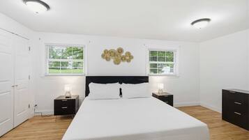 Ferienhaus, Mehrere Betten, Gartenblick (Mason Ranch) | 4 Schlafzimmer, individuell dekoriert, individuell eingerichtet