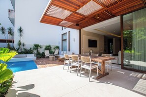 Outdoor dining - Modern Jungle Retreat w/ Private Terrace & Pool (La Cruz de Huanacaxtle)