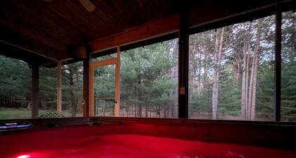 Hot Tub + Sauna + Game Room + Fire Pit | Sleeps 12, Near Downtown Dells